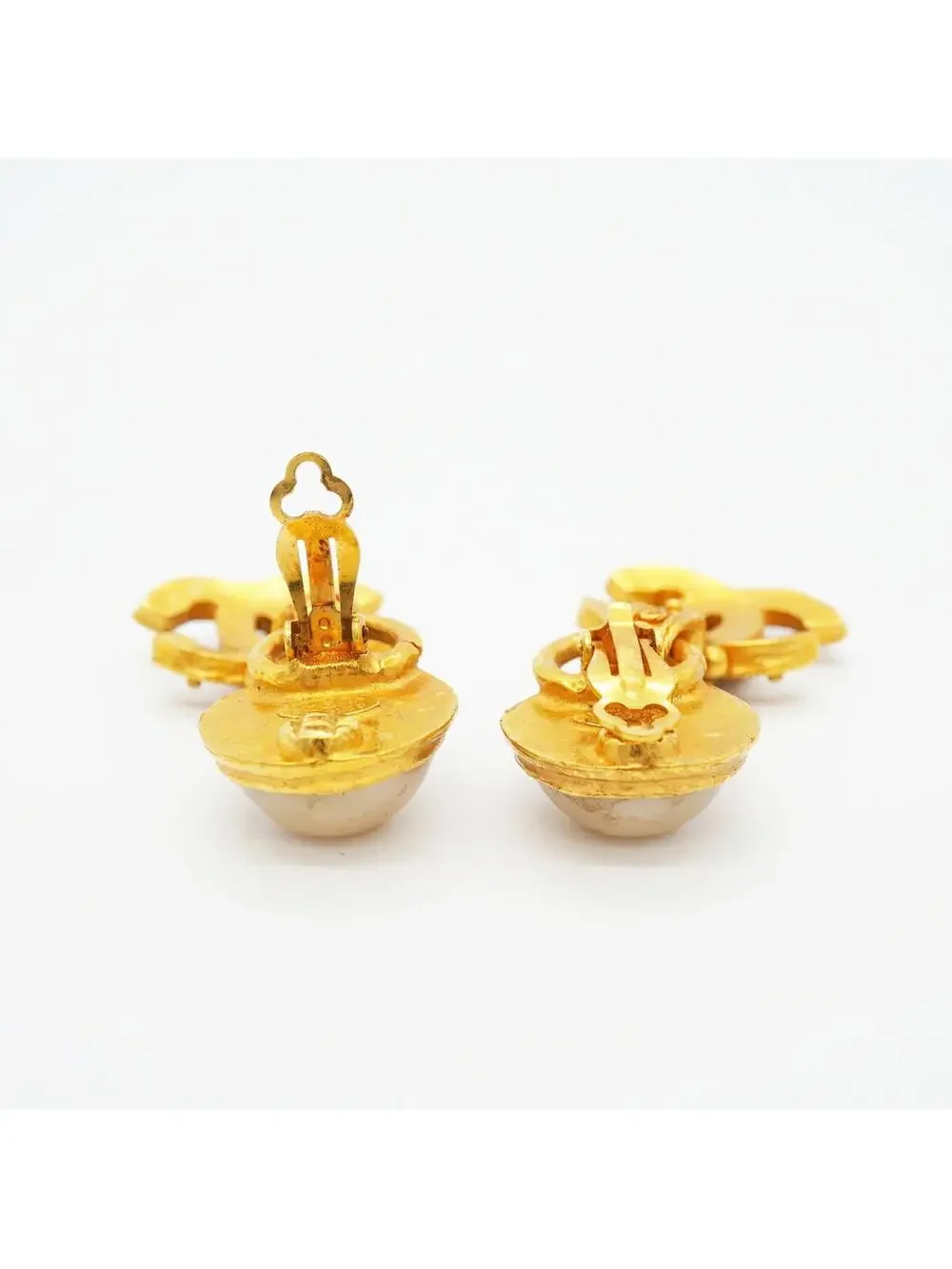 Chanel Cc Logo Clip-On Earrings Metal #327673C61B